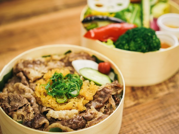 黒毛和牛焼しゃぶ二段弁当