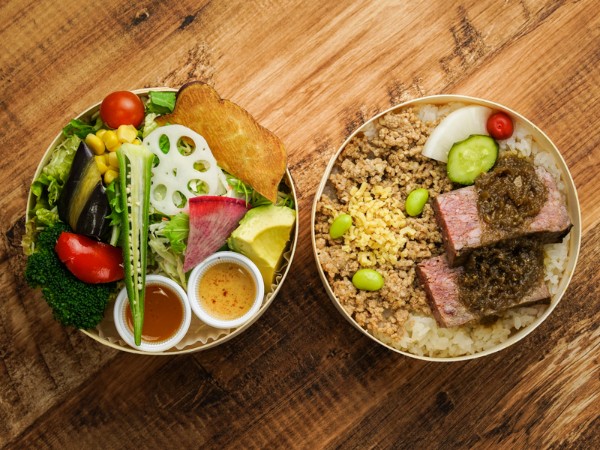 ミートローフ二段弁当