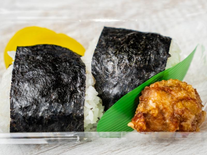 おにぎりセットB おにぎり2個、選べるおかず1品