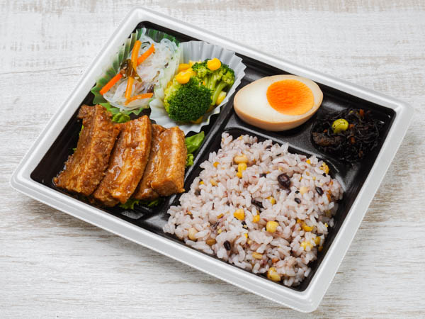 食彩 特製味噌豚角煮弁当