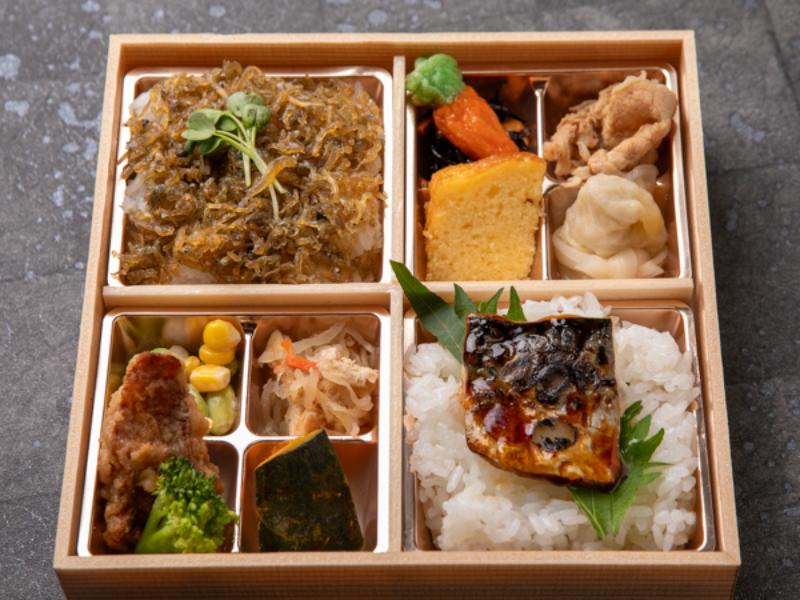 贅沢彩り御膳〜さば幽庵焼きとちりめんじゃこ〜