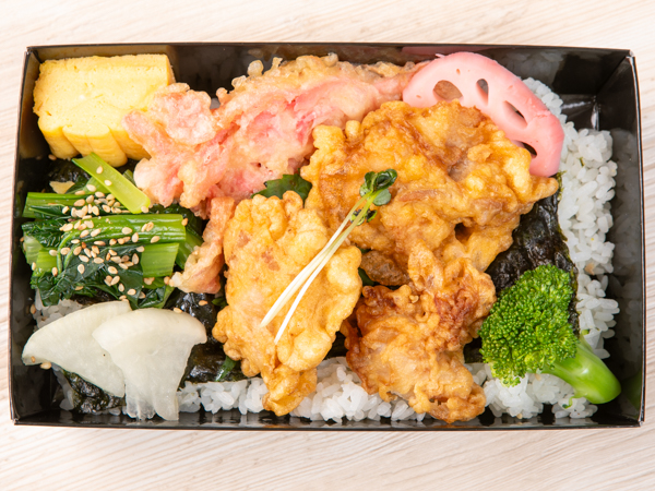 田舎風鶏からあげと５種の総菜海苔弁当