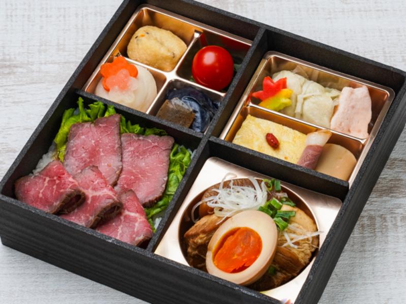 〜豚の角煮〜牛ロースト重とこだわり和惣菜 御膳