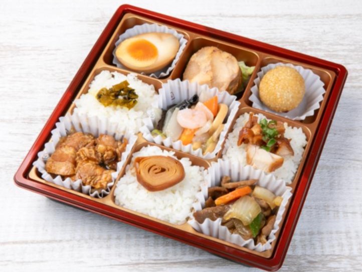 【贅沢9マス】海老野菜炒め・牛肉のオイスターソース炒め・中華風生姜焼き