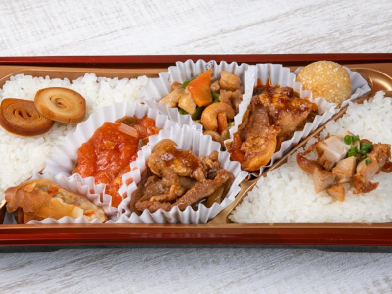 【メイン4種ボリューム満点】エビチリ・中華風生姜焼き・鶏肉とカシューナッツ炒め・回鍋肉