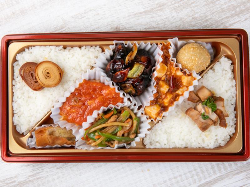 【メイン4種ボリューム満点】エビチリ・青椒肉絲・黒酢酢豚・麻婆豆腐