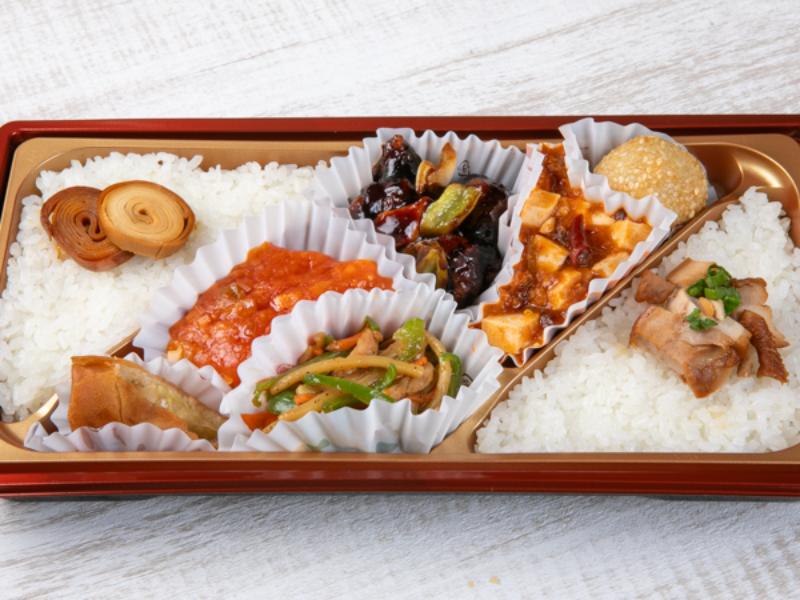 【メイン4種ボリューム満点】エビチリ・青椒肉絲・黒酢酢豚・麻婆豆腐