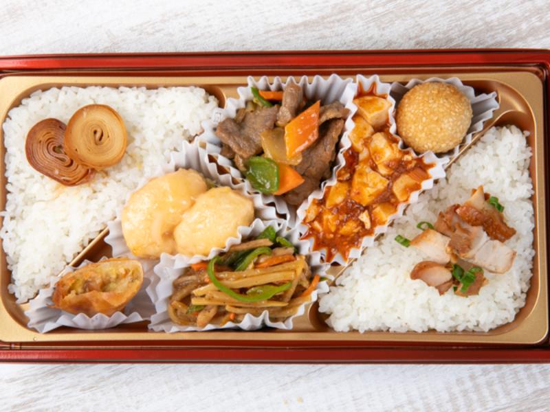 【メイン4種ボリューム満点】エビマヨ・青椒肉絲・牛肉のオイスターソース炒め・麻婆豆腐