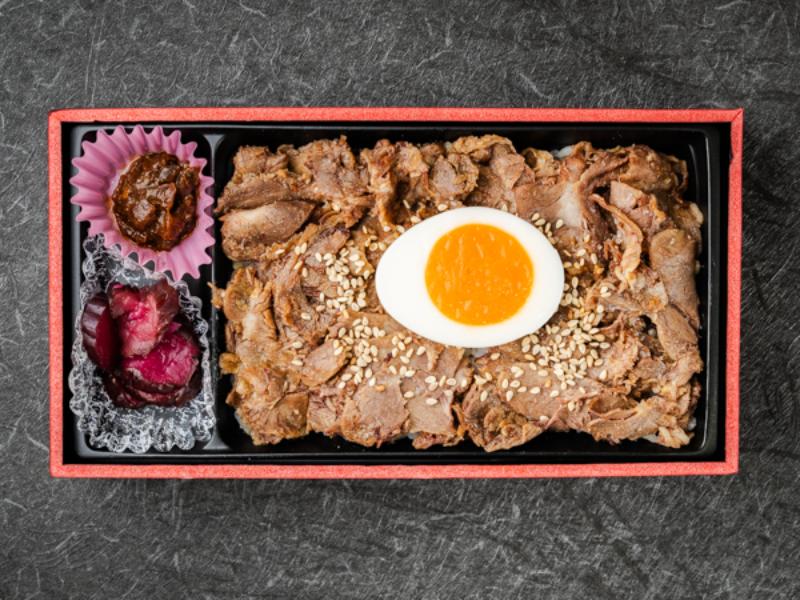 牛たんまかない丼弁当