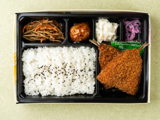 アジフライ弁当