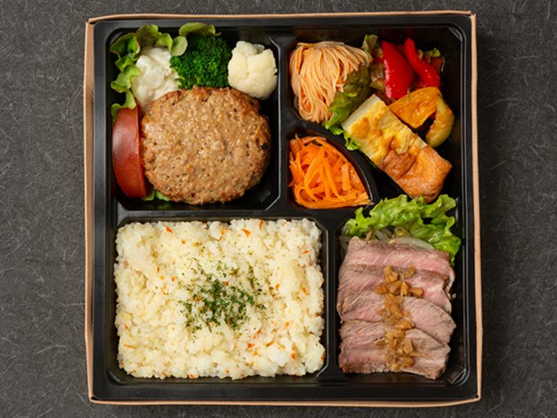 【お肉増量】ハンバーグとローストビーフの彩り御膳～バターライス添え～