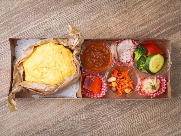 ミートソースオムライスBOX