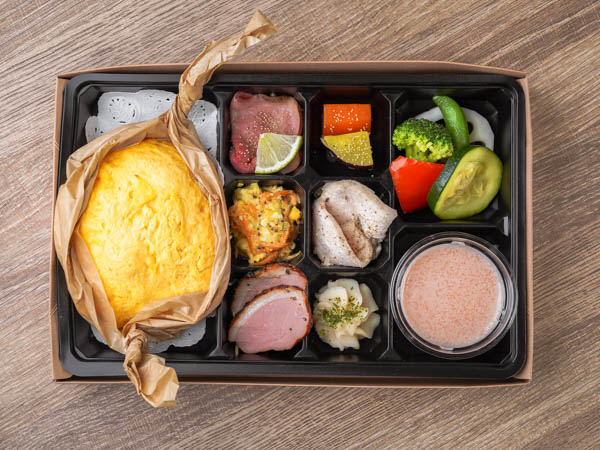 淡路町カフェBOX CARINA（カリーナ）