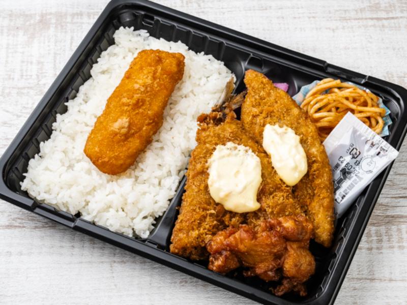 イカ白身フライ弁当