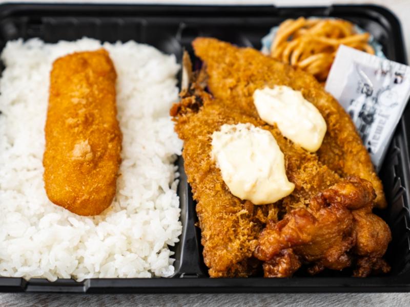 イカ白身フライ弁当