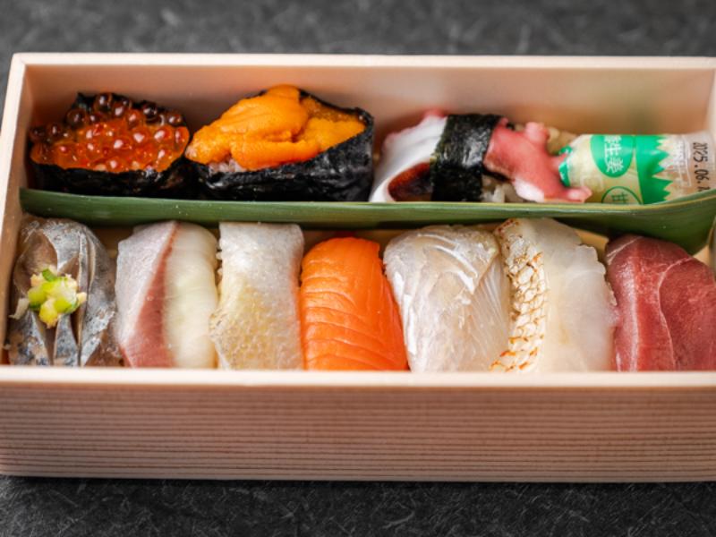 純国産 特選握り寿司