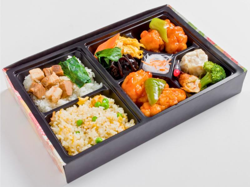 酢豚と野菜玉子と白身魚チリソース弁当