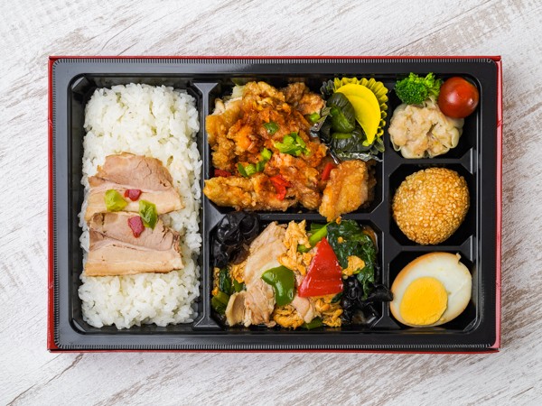 【贅沢！】油淋鶏＆木須肉ダブル弁当