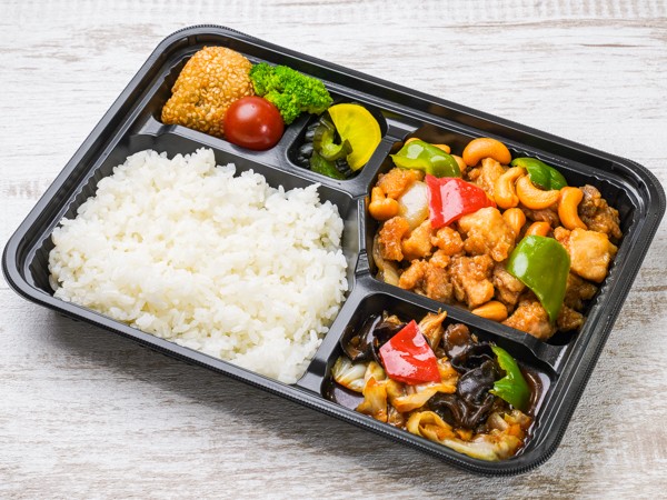 【お手頃！】鶏のカシューナッツ炒め＆回鍋肉弁当