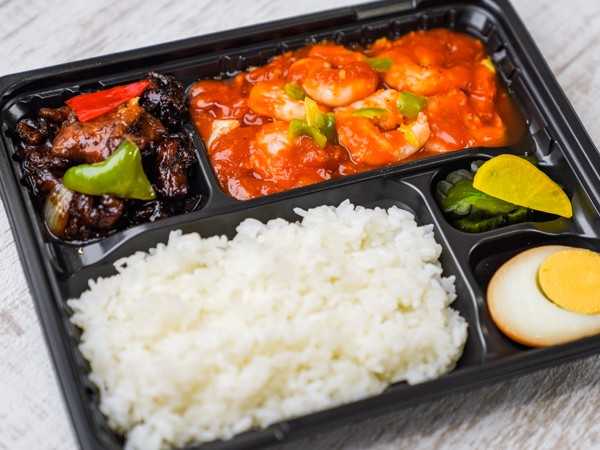 【イイ値！】エビチリ＆鶏の黒酢ソース弁当