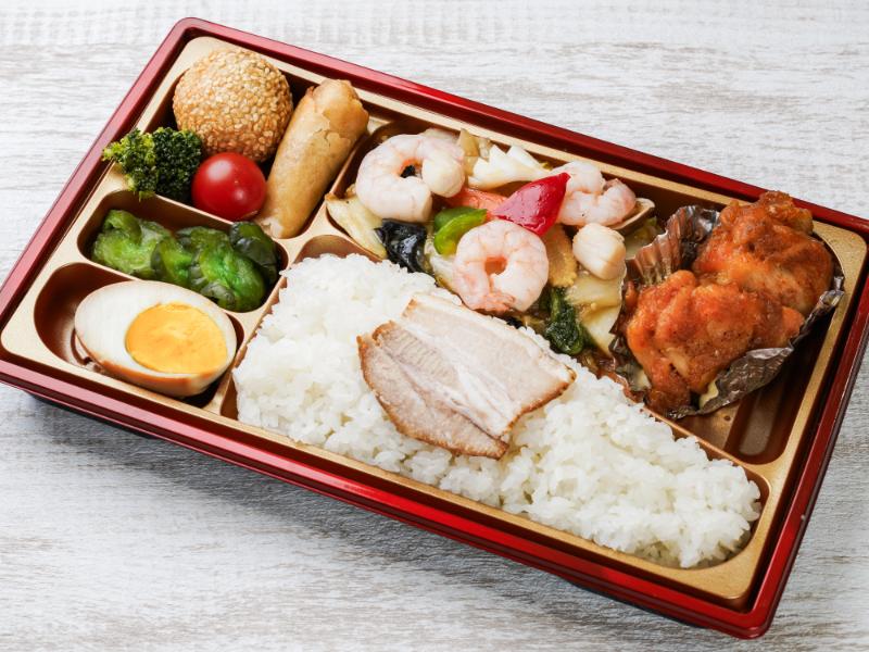 八宝菜＆特製唐揚げ弁当